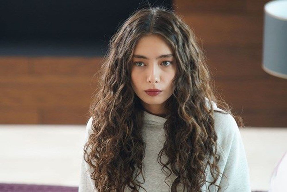 Kadir Doğulu`dan Bomba Neslihan Atagül Paylaşımı Evde Mutfak Ondan Sorulur…