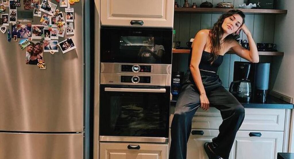 Hande Erçel Bedavaya Getirdi