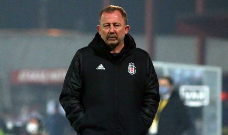 Beşiktaş Taraftarından Sergen Yalçın’a Destek