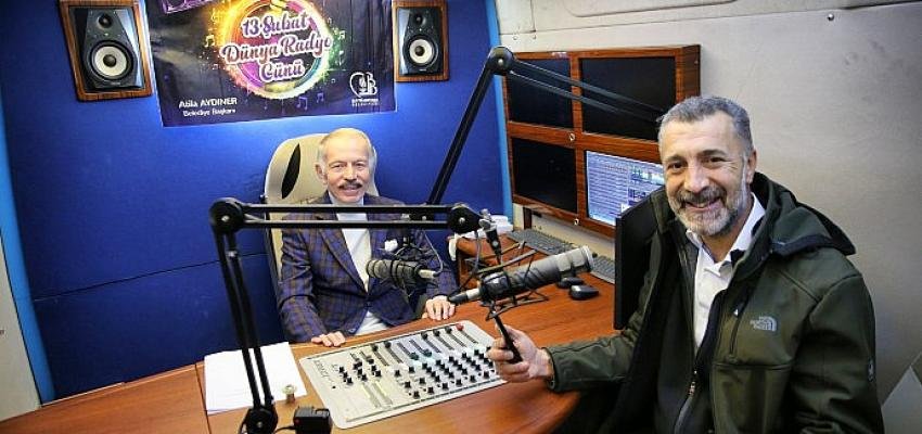Başkan Aydıner radyocu, radyocular konuk oldu