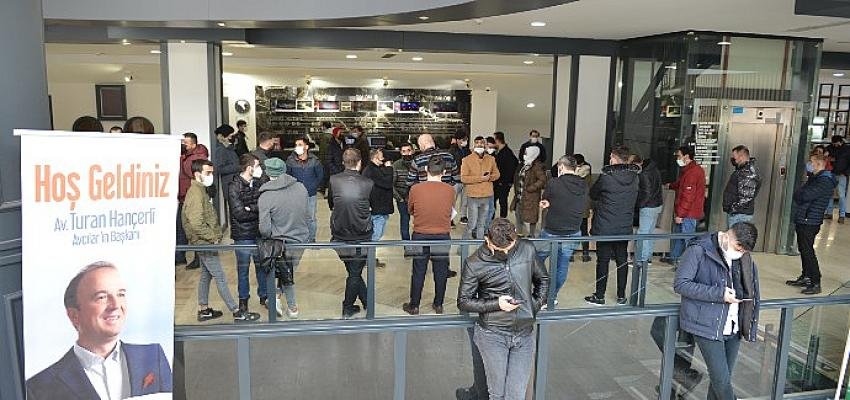 Avcılar Belediyesi 1 yılda 1500 kişiyi iş sahibi yaptı