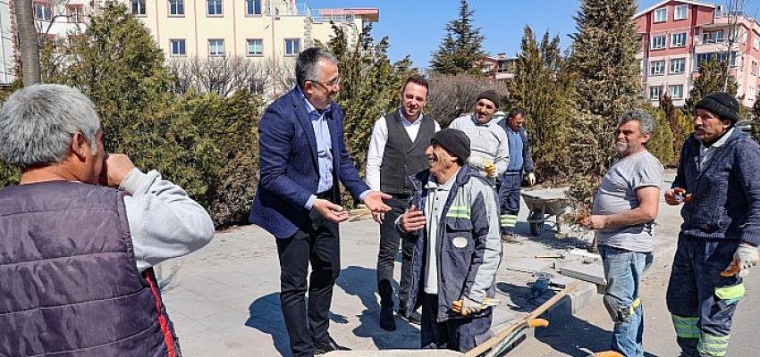 Başkan Savran 2000 Evler ve 15 Temmuz Mahallelerinde İncelemelerde Bulundu