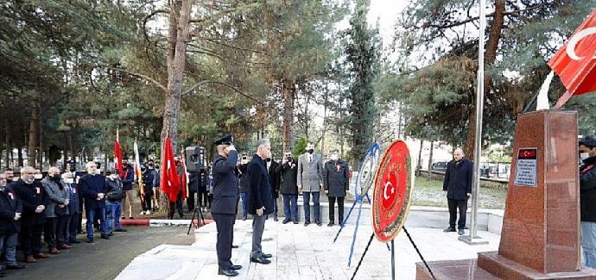 Çanakkale Zaferinin 107. Yılında Şehitlerimiz Minnetle Anıldı