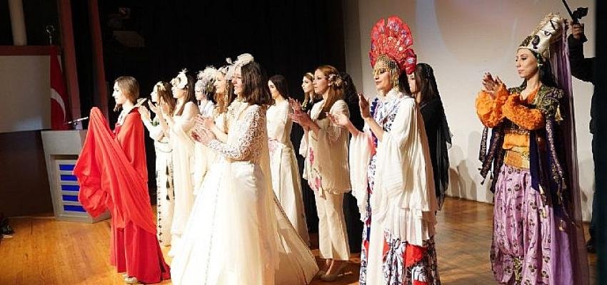 Doç. Dr. Karadağ, “Kadının ilerlemesi toplumsal gelişimin anahtarıdır”