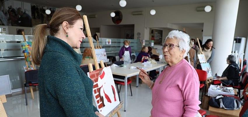 Karşıyaka’nın çınarlarından renkli ve anlamlı etkinlik