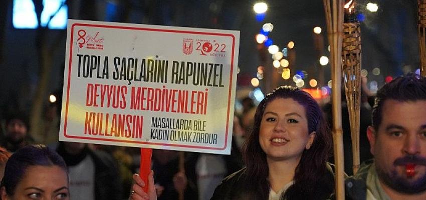 Lüleburgaz’da kadınlar meydanlara akın etti!