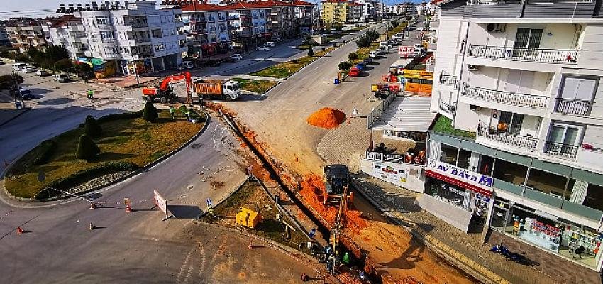 Manavgat’ın en büyük mahallesi  Sarılar’da basınç sorunu çözülüyor