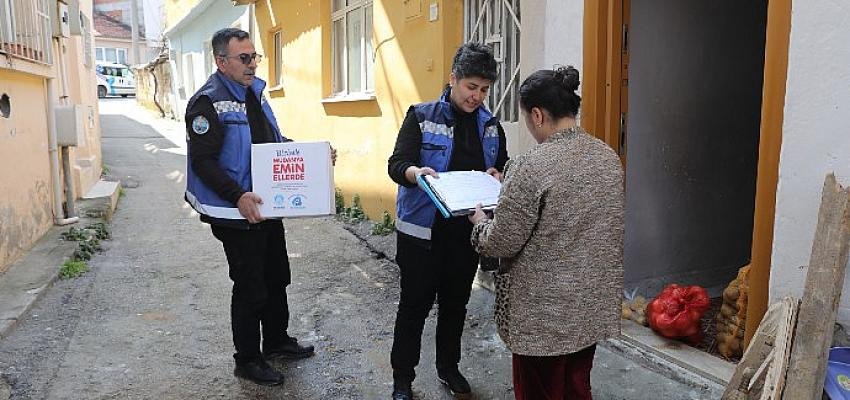 Mudanya Belediyesi’nden 1400 Aileye Ramazan Paketi