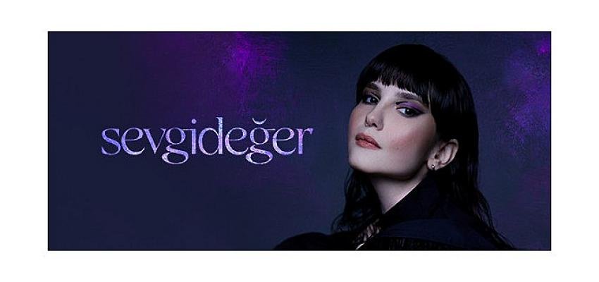 Simge Pınar, Yeni Albümünü Paylaştı: “Sevgideğer”