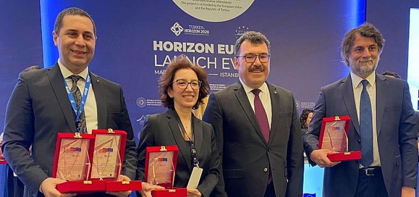 TÜBİTAK’tan Koç Üniversitesi’ne    “En Başarılı Kurum Ödülü”