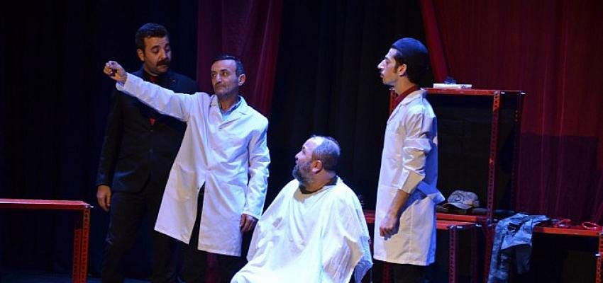 23. Devlet Tiyatroları – Sabancı Uluslararası Adana Tiyatro Festivali’nin İkinci Haftası Birbirinden Renkli Oyunlara Sahne Olacak