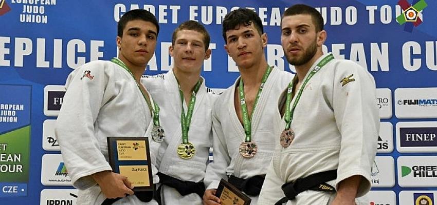 Avrupa’da Canik Rüzgarları Esiyor