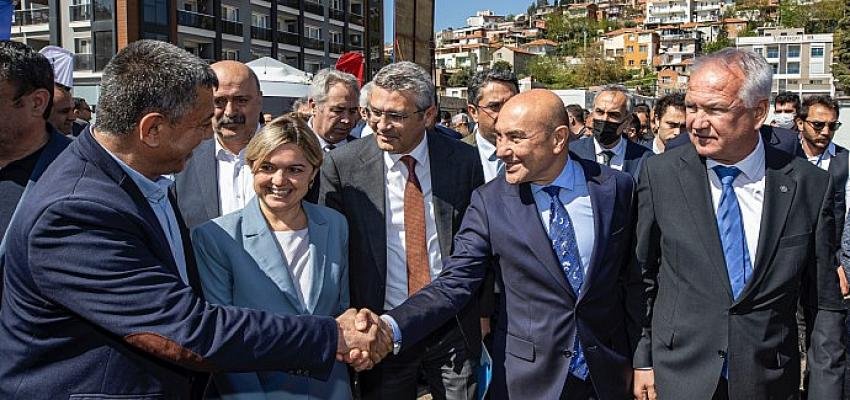 Başkan Soyer: “İzmir’de dönüşüm başlamıştır”