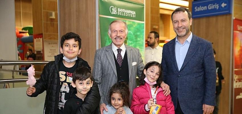 Bayrampaşalı çocuklar Ramazan’da doyasıya eğleniyor