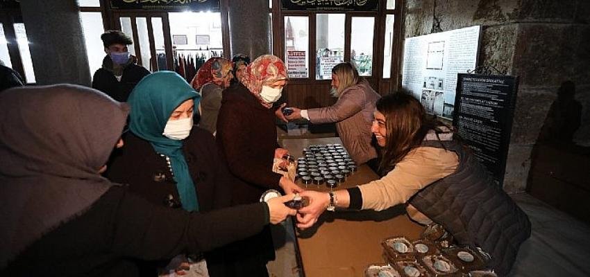 Efes Selçuk Ramazana Dayanışma İle Başladı