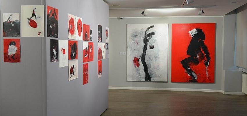 İş Sanat Ankara Sanat Galerisi’nde Habip Aydoğdu’dan “Kırmızı Yine Kırmızı” Sergisi
