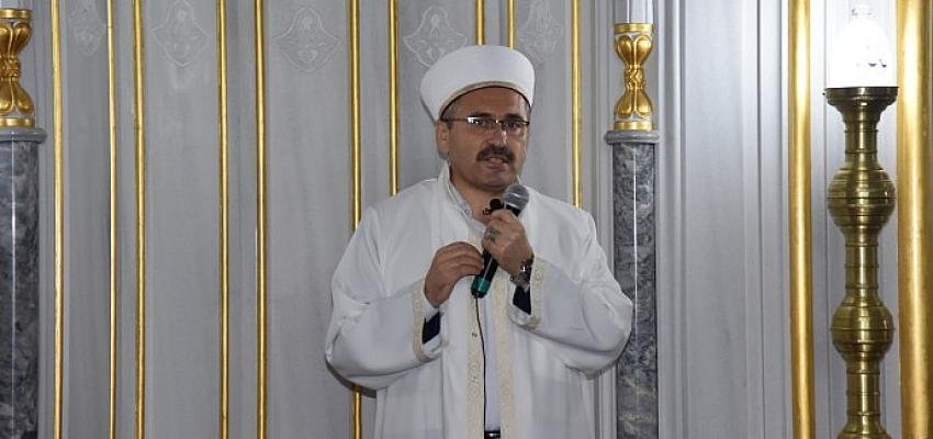 Kartepe’de Camiler Doldu Taştı