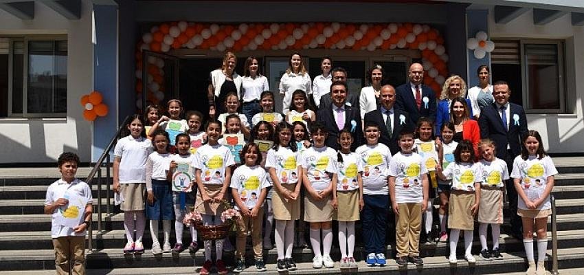 “Küçük Eller Güçlü Kalemler” – Geleceğin Yazarları Projesi