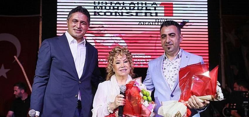 Asev Korosu ve Bedia Akartürk’ten Türkü Ziyafeti