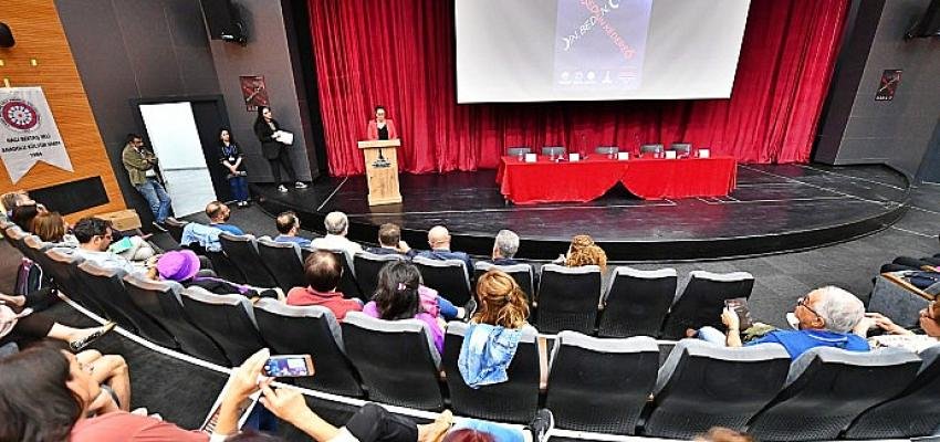 “Din, Beden, Cinsiyet; Neşeden Kedere” sempozyumu başladı