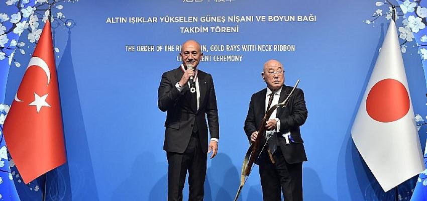 Dr. Erman Ilıcak’a ‘Japonya’nın en yüksek devlet nişanı’ takdim edildi