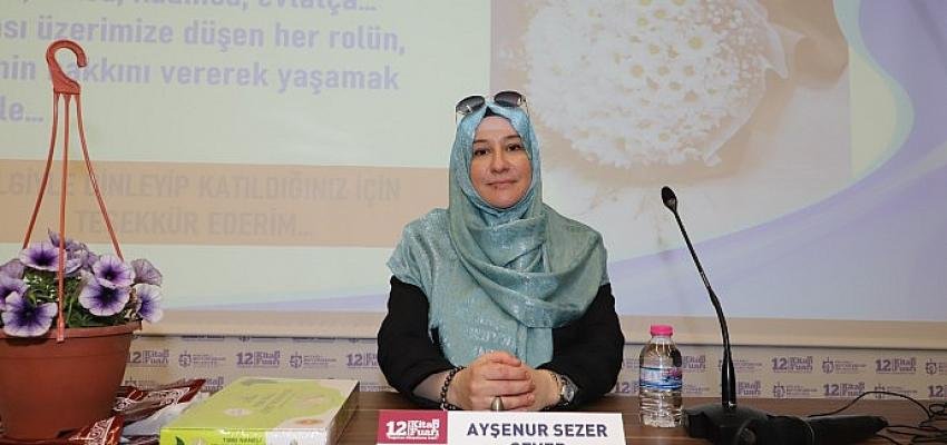 ”Mehmet Akif Ersoy geleceği gören bir ön görüye sahipti”