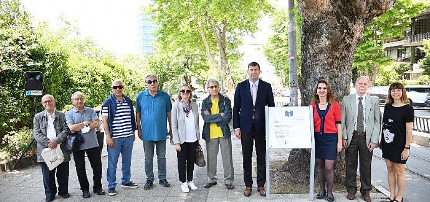 Moda Sokaklarında Bilim Tarihi İsimleri Ölümsüzleşti