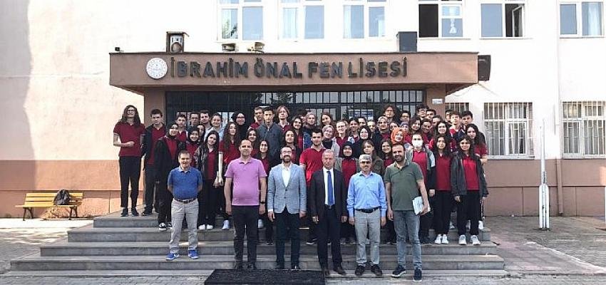 Mustafakemalpaşa Belediyesinden Ygs’ye Hazırlanan Öğrencilere Destek