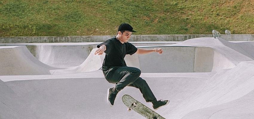 Nescafé Xpress kutuları gençler için kaykay pistine dönüşüyor