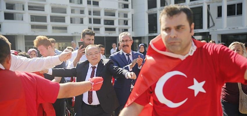 Özel bireylerin askerlik sevinci