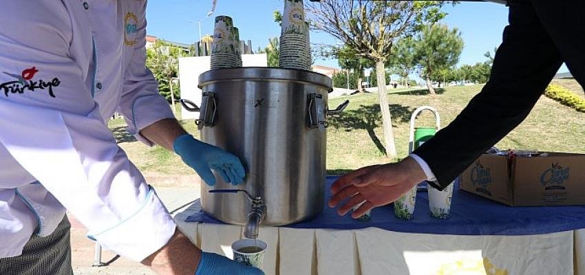 Üniversite öğrencilerine anne çorbası