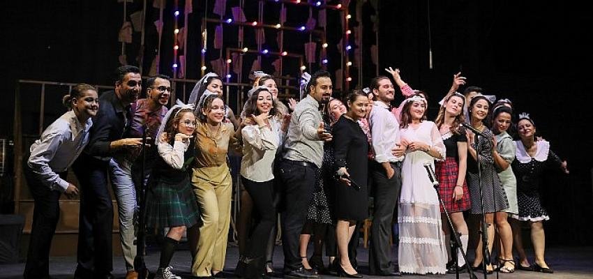 ALBET Oyuncuları ile ASEV Eğitmenlerinden Muhteşem Performans