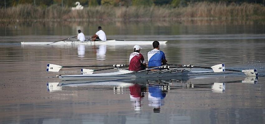 Ankara’ya Deniz Geliyor, Kürekler Gölbaşı’nda Çekiliyor
