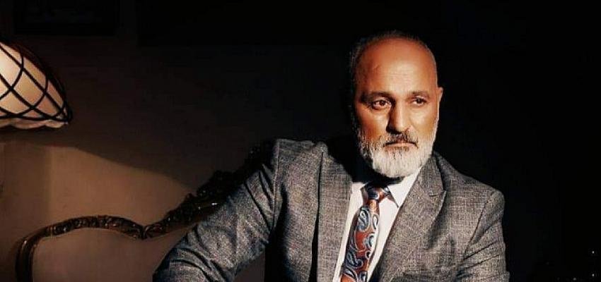 Başarılı oyunculuğu ile gönüllere taht kurdu