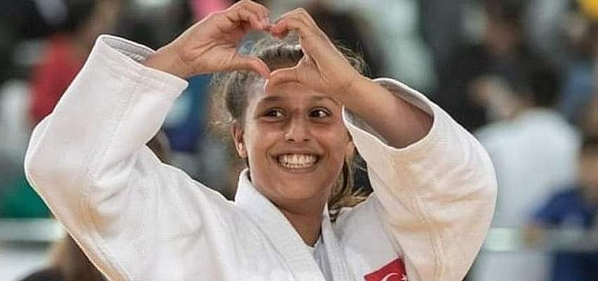 Canikli Sporcular Avrupa Yolunda