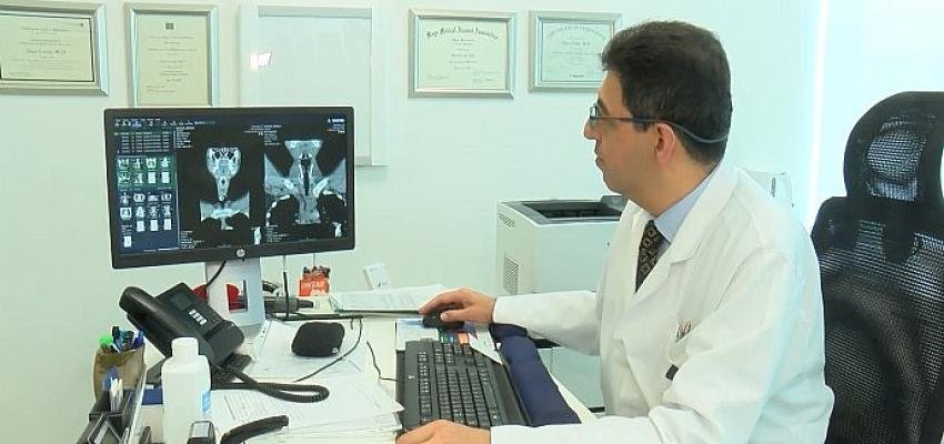 Geçirdiği Kaza Sonrasında Nefes Borusu Tamamen Tıkanan Genç Hem Sağlığına Hem Sesine Kavuştu