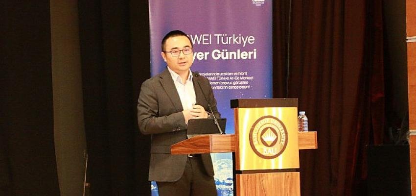 Huawei Kariyer Günleri’nin son durağı Bahçeşehir Üniversitesi