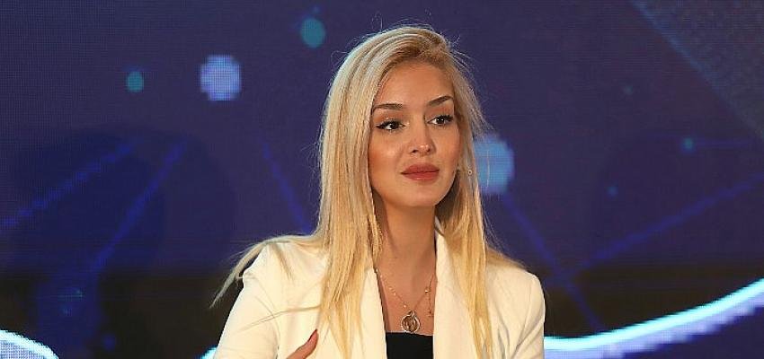 Türkiye Teknoloji Buluşmaları’nda Konuşan Filiz Dağ, Geleceğin Dijital Evrenini Anlattı