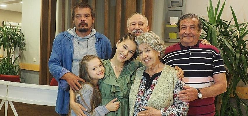 Arda Kural, “Yıldızlara Bak”ta ustalarla buluştu