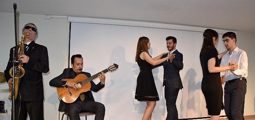 Aşık Veysel Engelsiz Yaşam Merkezi Yeteneklerini Arıyor