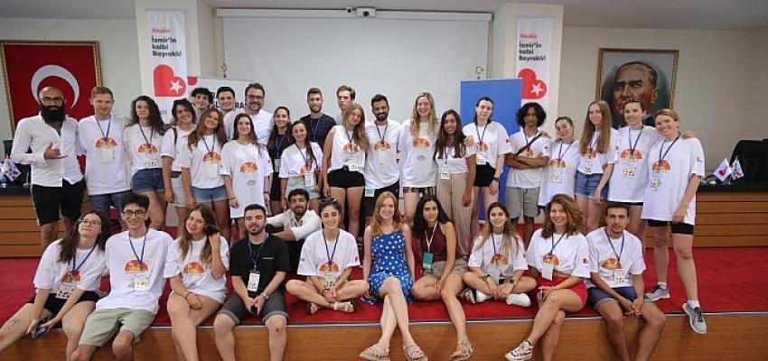 Avrupalı gençler ‘tarımı’ konuştu  Sarıbal: “Ne yazık ki dışa bağımlıyız”