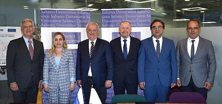 Boeing ve Sabancı Üniversitesi havacılıkta ileri kompozit teknolojiler için güçlerini birleştiriyor