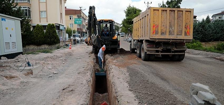 DR.Sadın Ahmet Caddesi’nde Alt Yapı Yenileniyor