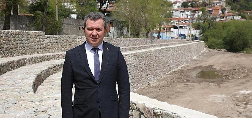 Türkiye’nin Venediği, Bergama Selinos Antik Kanal’da çalışmalar hızla devam ediyor