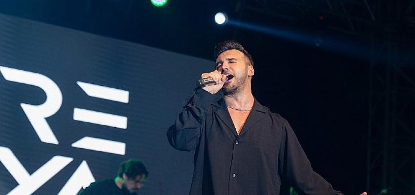 Yaz Konserlerinin Yıldızı Emre Kaya