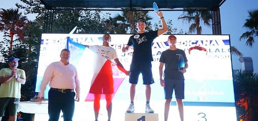 Dünya Surf Şampiyonasında final heyecanı