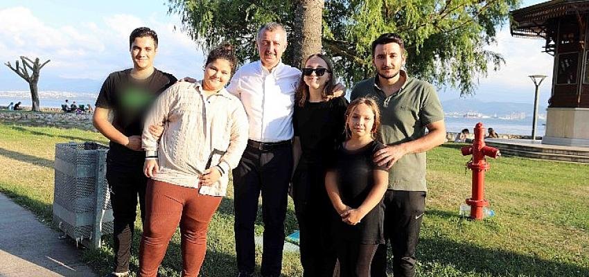 Gençlerle her buluşmamda heyecanlanıyorum