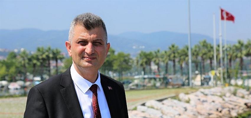 Gölcük Belediye Başkanı Ali Yıldırım Sezer, 17 Ağustos 1999 Gölcük depreminin 23. yıldönümünde; İçişleri Bakanı Süleyman Soylu’nun da katılımıyla anma törenine tüm hemşehrilerini davet etti