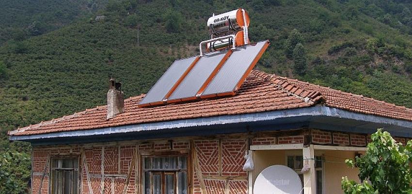 Orman köylüsü enerjisini güneşten alıyor