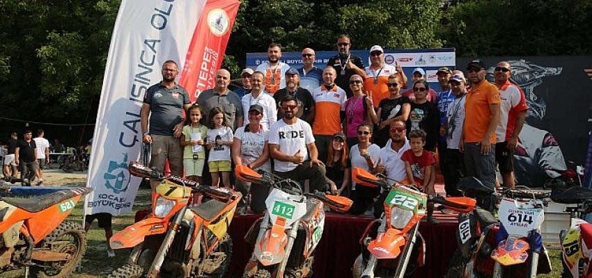 Süper Enduro Şampiyonası nefesleri kesti